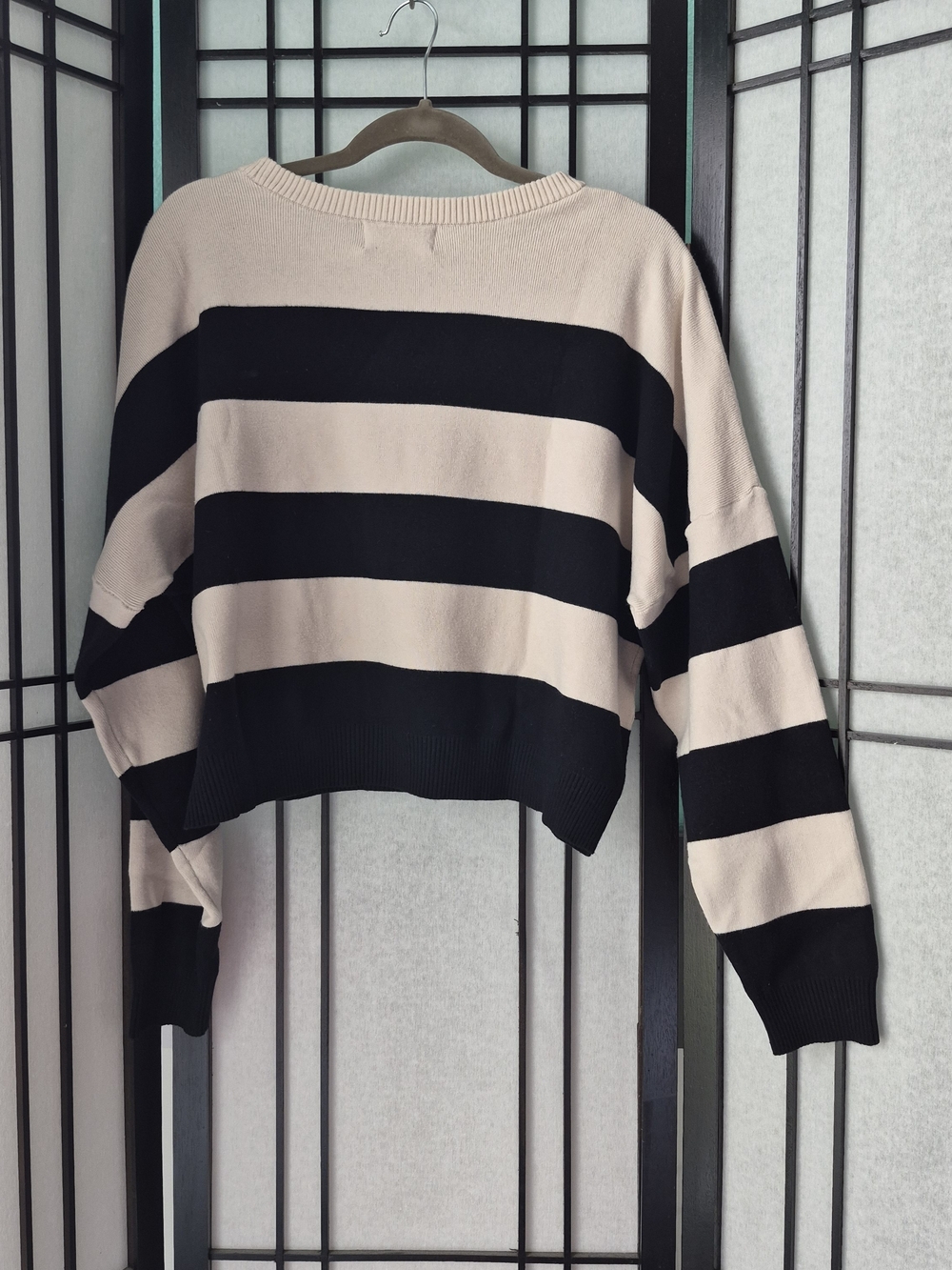 No Boundaries Women's Black and Cream Striped Pullover Sweater - Picture 5 of 6